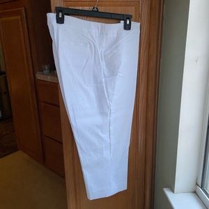 NWT Kim Rodgers capris